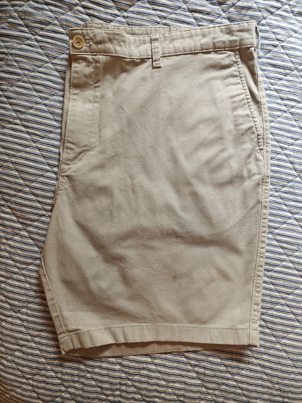 Joseph Abboud Mens Light Khaki Flat Front Chino Shorts Waist 48